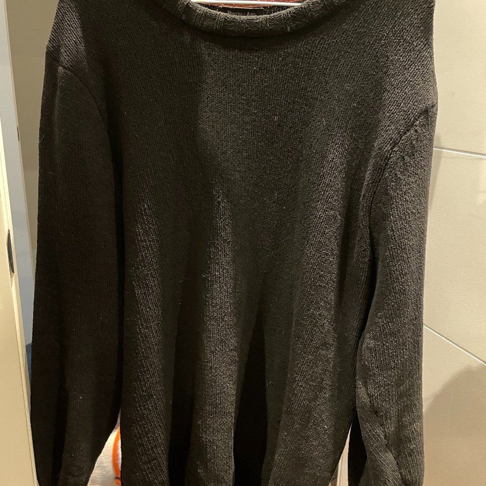 Porter & Ash Black Sweater